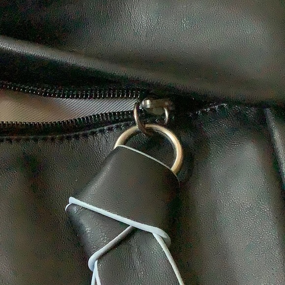 liv. by Olivia + Joy black leather crossbody with baby blue trim - Picture 3 of 12